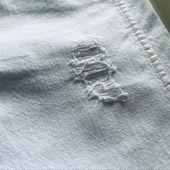 7 for all Mankind | White Cropped Boot Jeans 29 - Picture 2 of 12